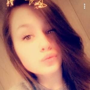 Meet your Posher, Ashlee